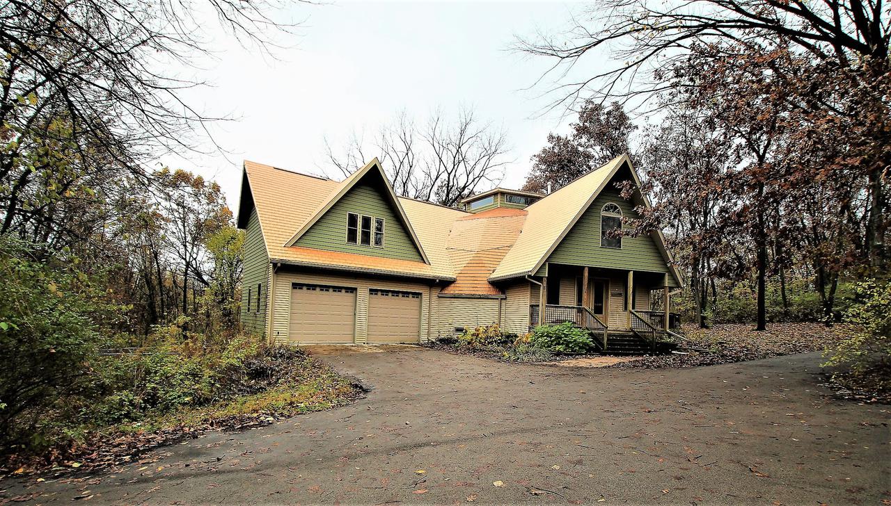 11227 Havenswood Rd., Roscoe, IL 61073