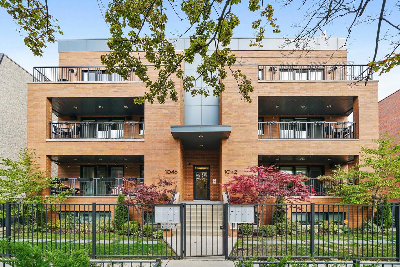 1040 W Altgeld St. #1N, Chicago, IL 60614