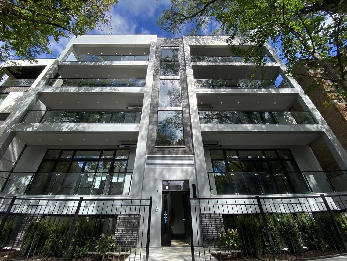 936 W Montana St. #202, Chicago, IL 60614
