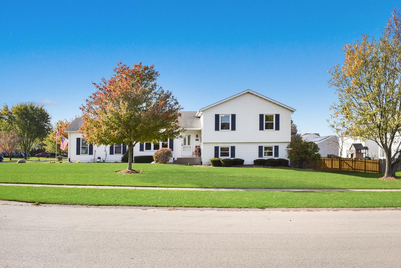261 N Dogwood St., Cortland, IL 60112