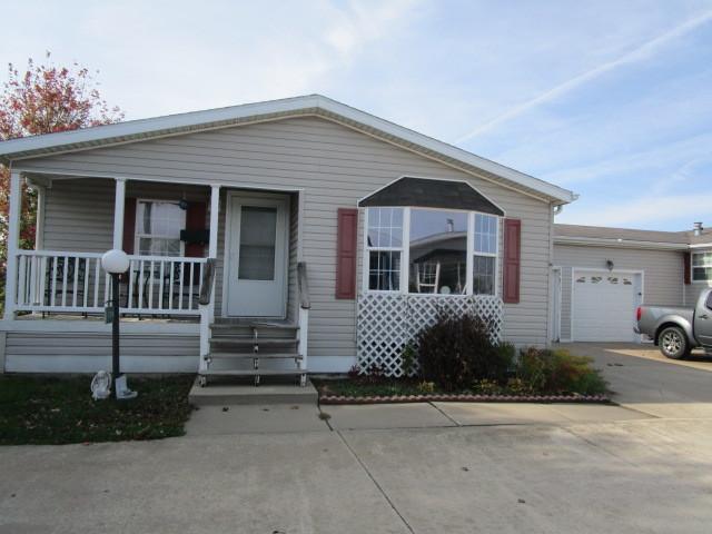 651 Bluebird Ct. #A, Sandwich, IL 60548