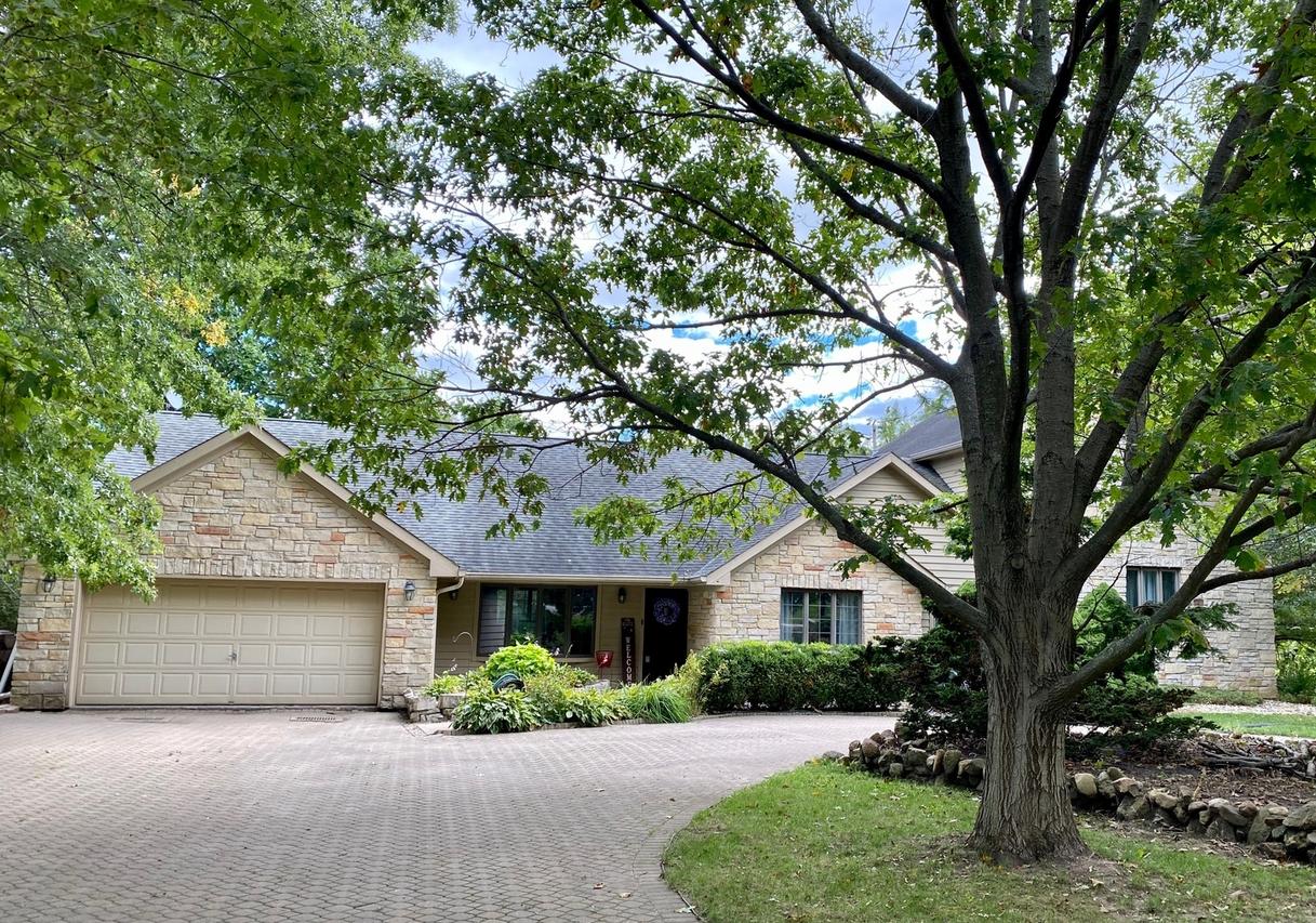 18415 S Parker Rd., Mokena, IL 60448