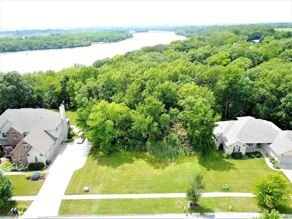 26564 S Kimberly Ln., Channahon, IL 60410