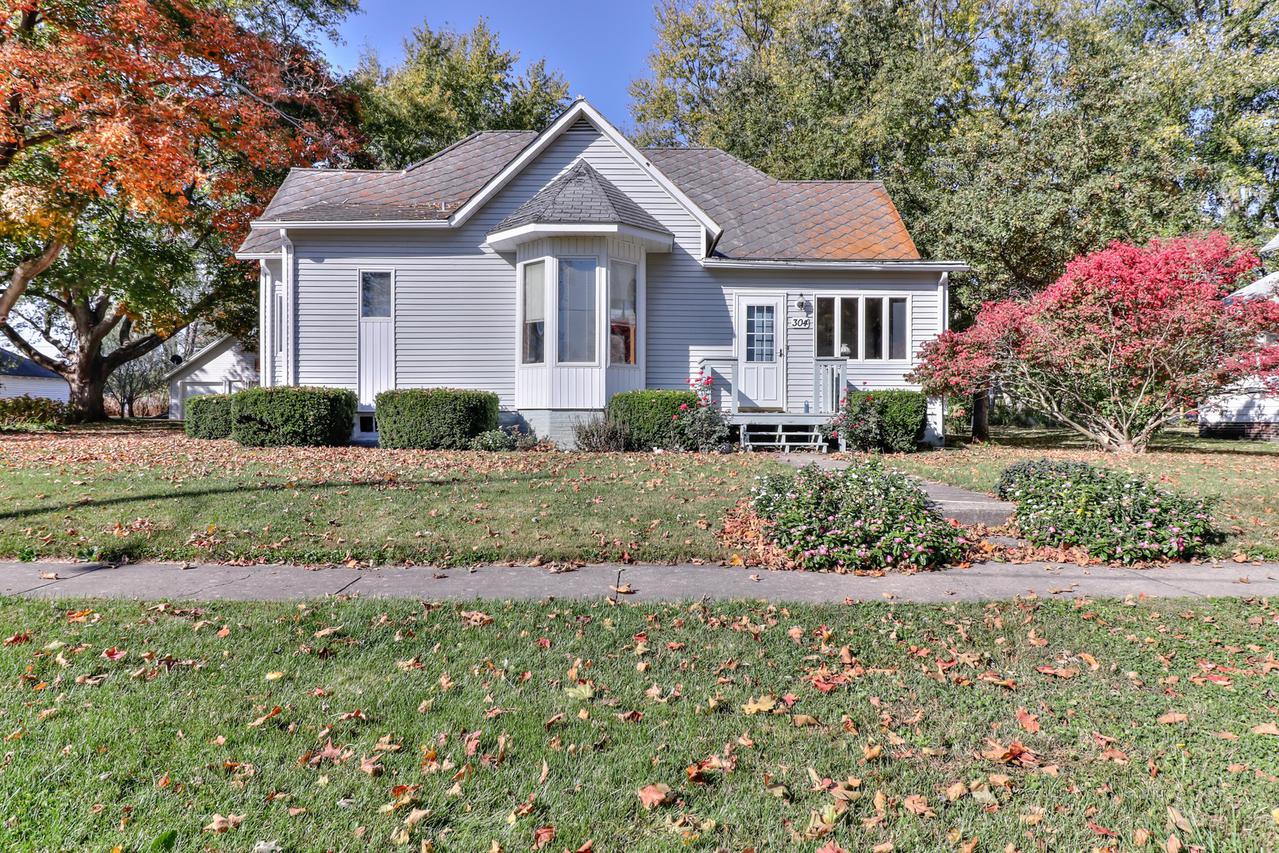 304 S Lincoln St., Broadlands, IL 61816