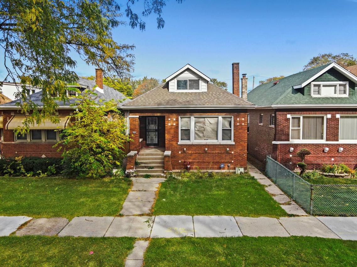 1632 E 84th St., Chicago, IL 60617