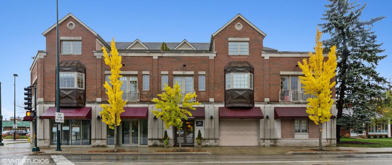 518 Winnetka Ave. #302, Winnetka, IL 60093