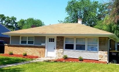 17046 Park Ave., Lansing, IL 60438