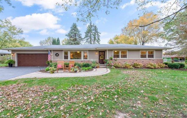 37W876 Acorn Ln., Elgin, IL 60124
