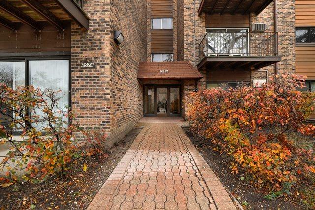 8974 N Western Ave. #403, Des Plaines, IL 60016