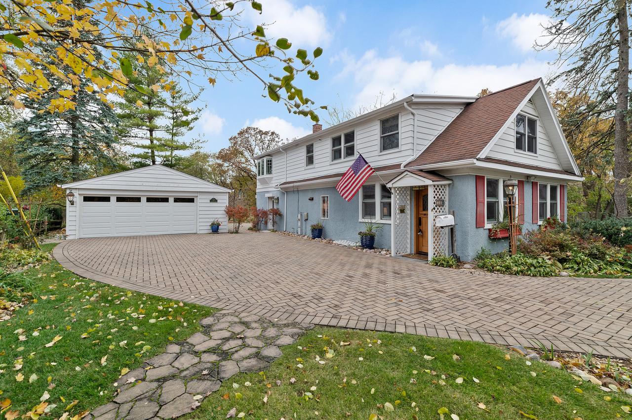 740 N Brainard Ave., La Grange Park, IL 60526