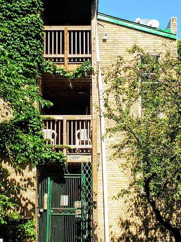 1324 W Greenleaf Ave. #3C, Chicago, IL 60626