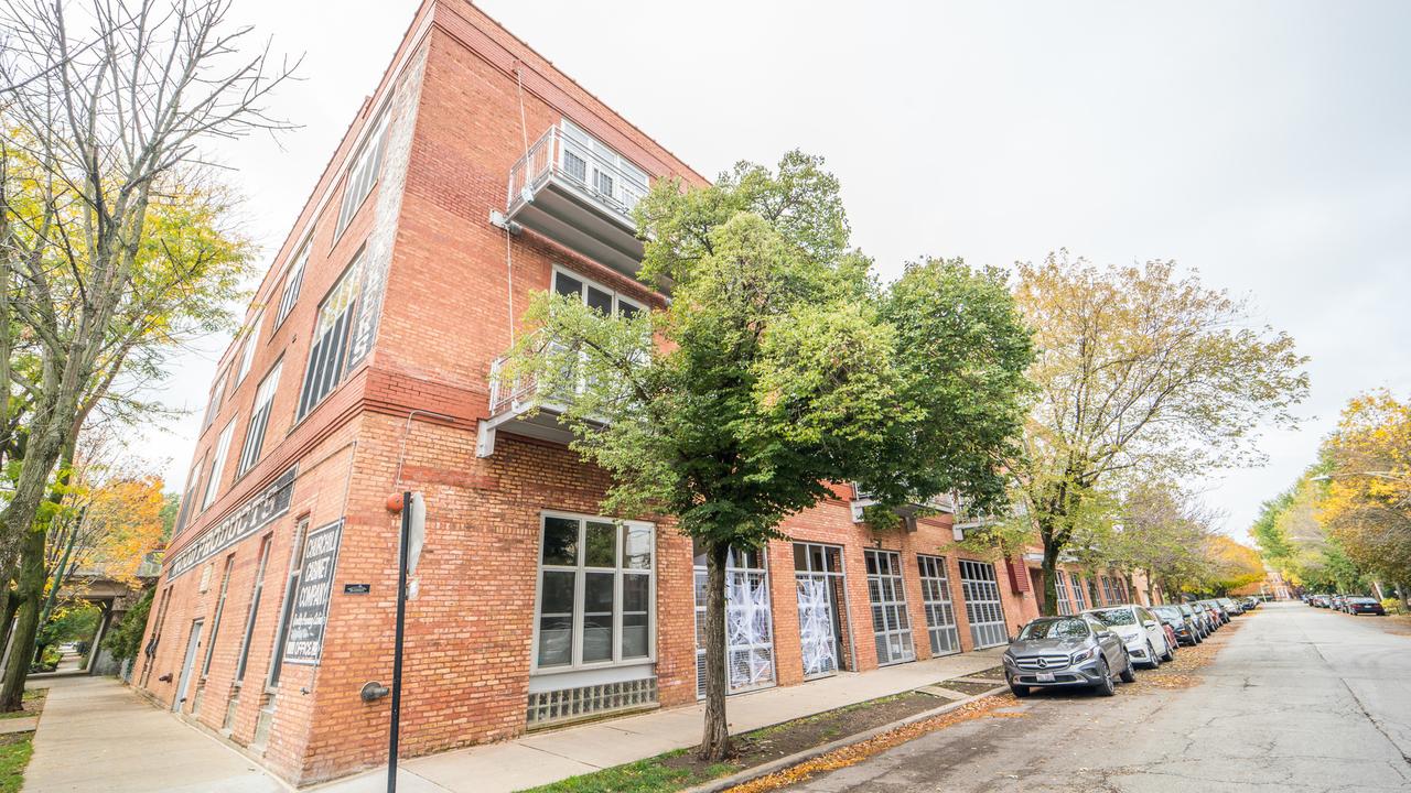 2111 W Churchill St. #204, Chicago, IL 60647