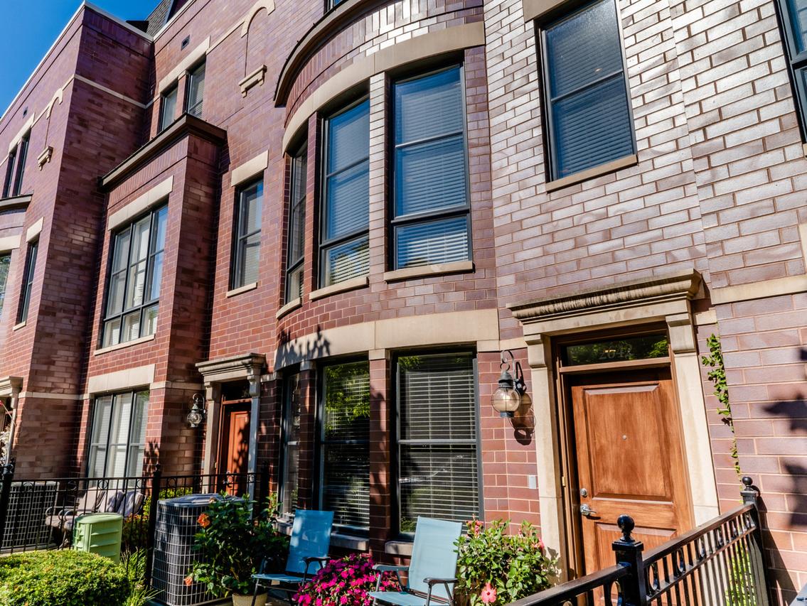 2642 N Hartland Ct., Chicago, IL 60614
