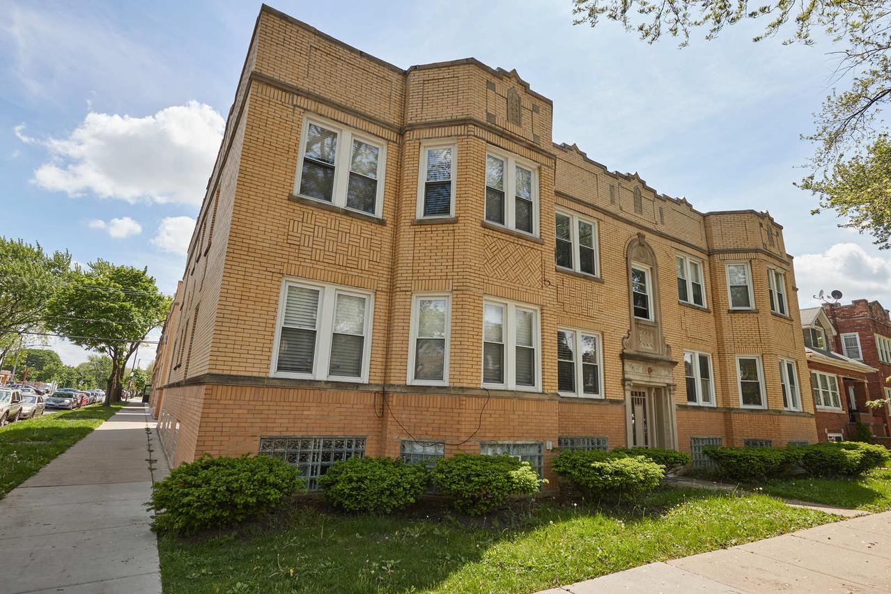 5101 W Montana St. #10, Chicago, IL 60639