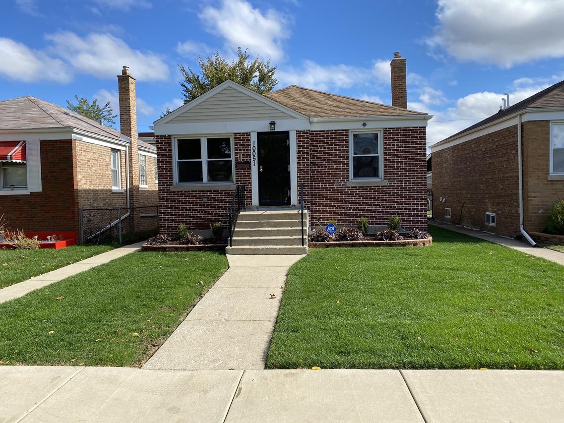 10051 S Emerald Ave., Chicago, IL 60628