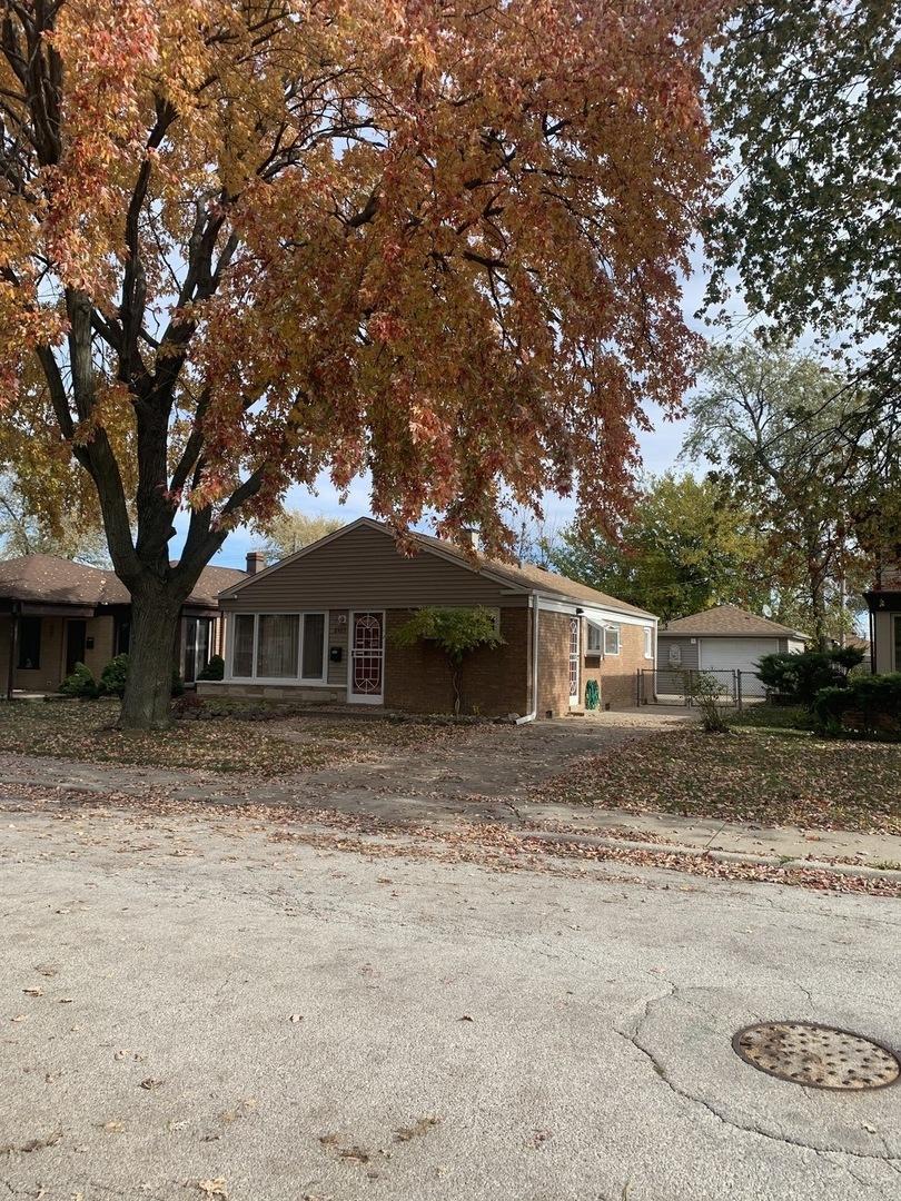 8405 S Kolmar Ave., Chicago, IL 60652
