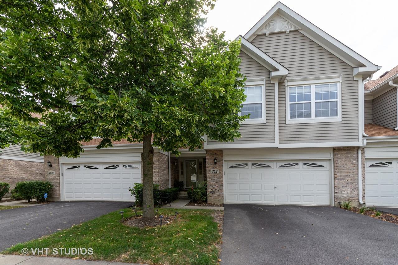 342 Bloomfield Ct., Vernon Hills, IL 60061