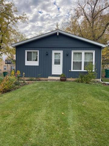 1322 Round Lake Dr., Round Lake Beach, IL 60073