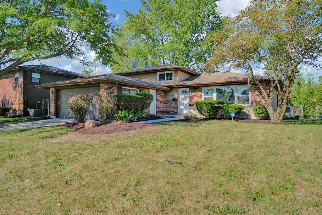 19916 Brook Ave., Lynwood, IL 60411