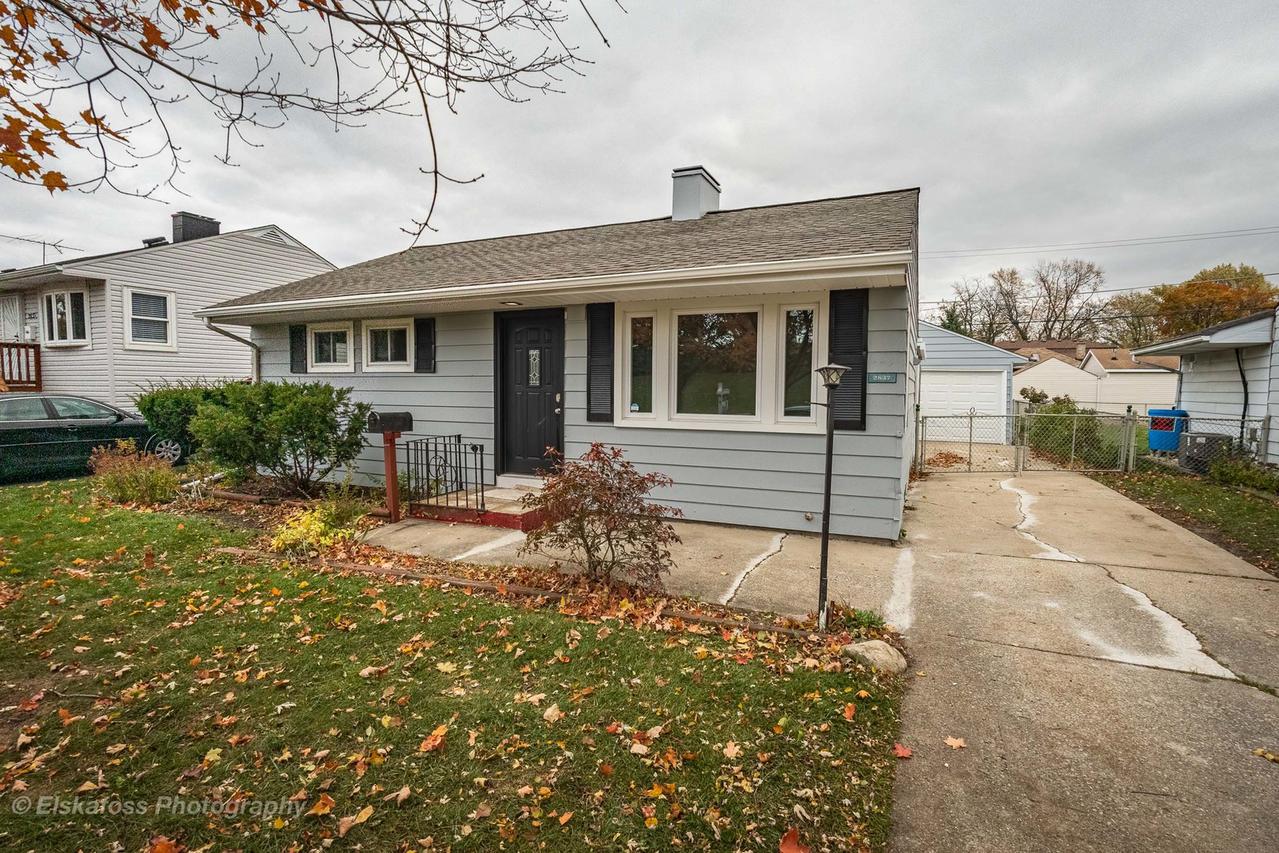 2837 S 13th Ave., Broadview, IL 60155