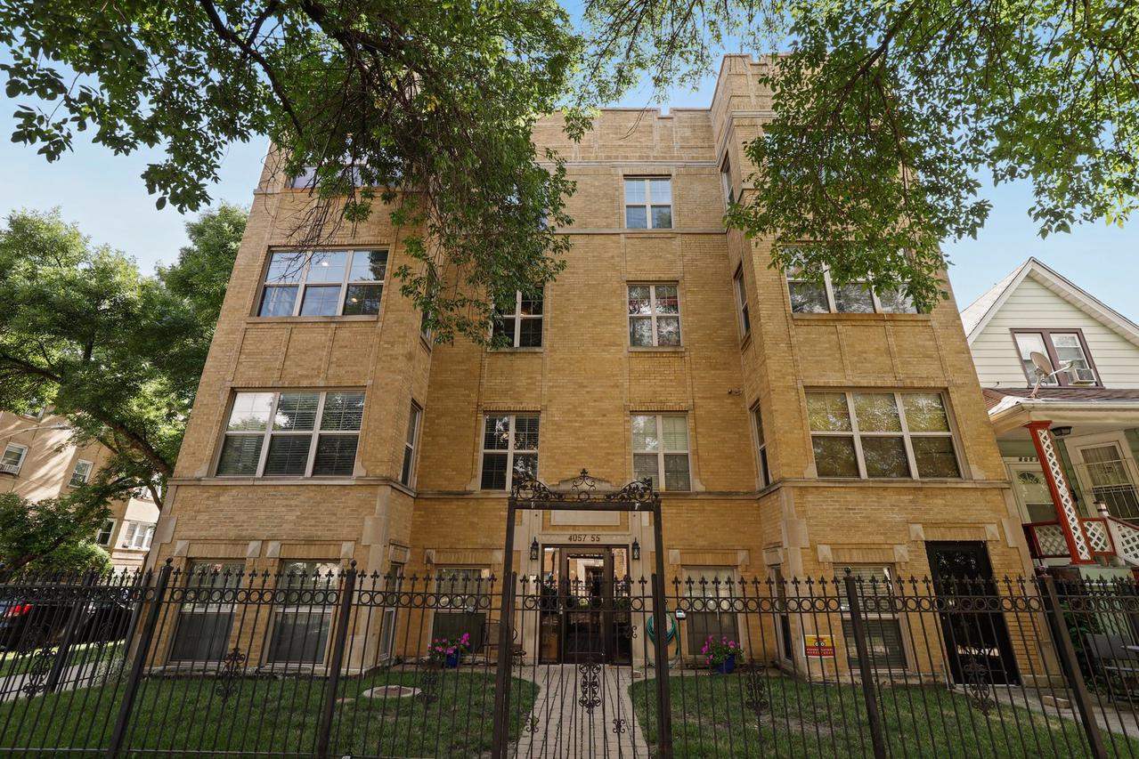 4057 N Central Park Ave. #2, Chicago, IL 60618