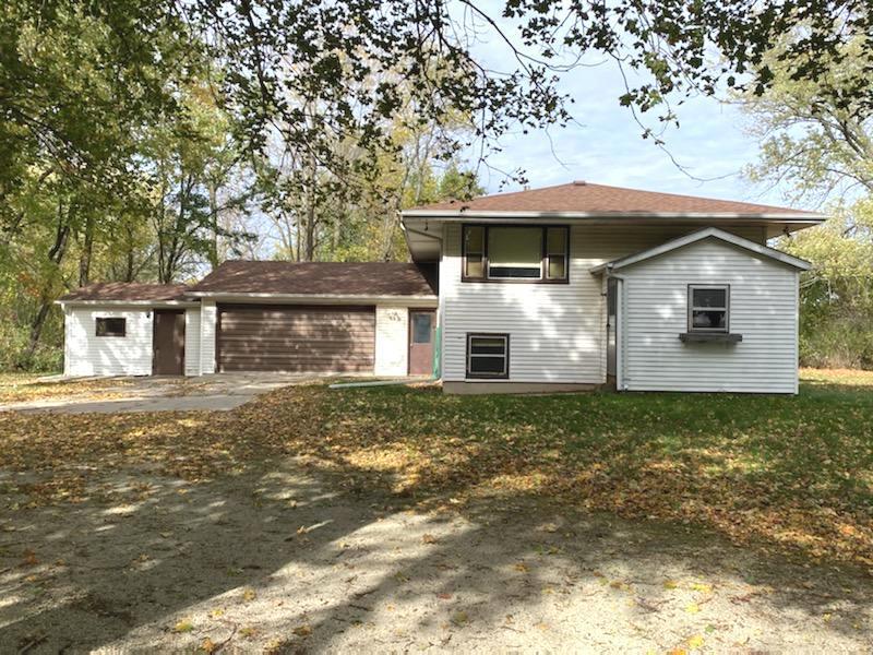 2905 S 4th St., Dekalb, IL 60115