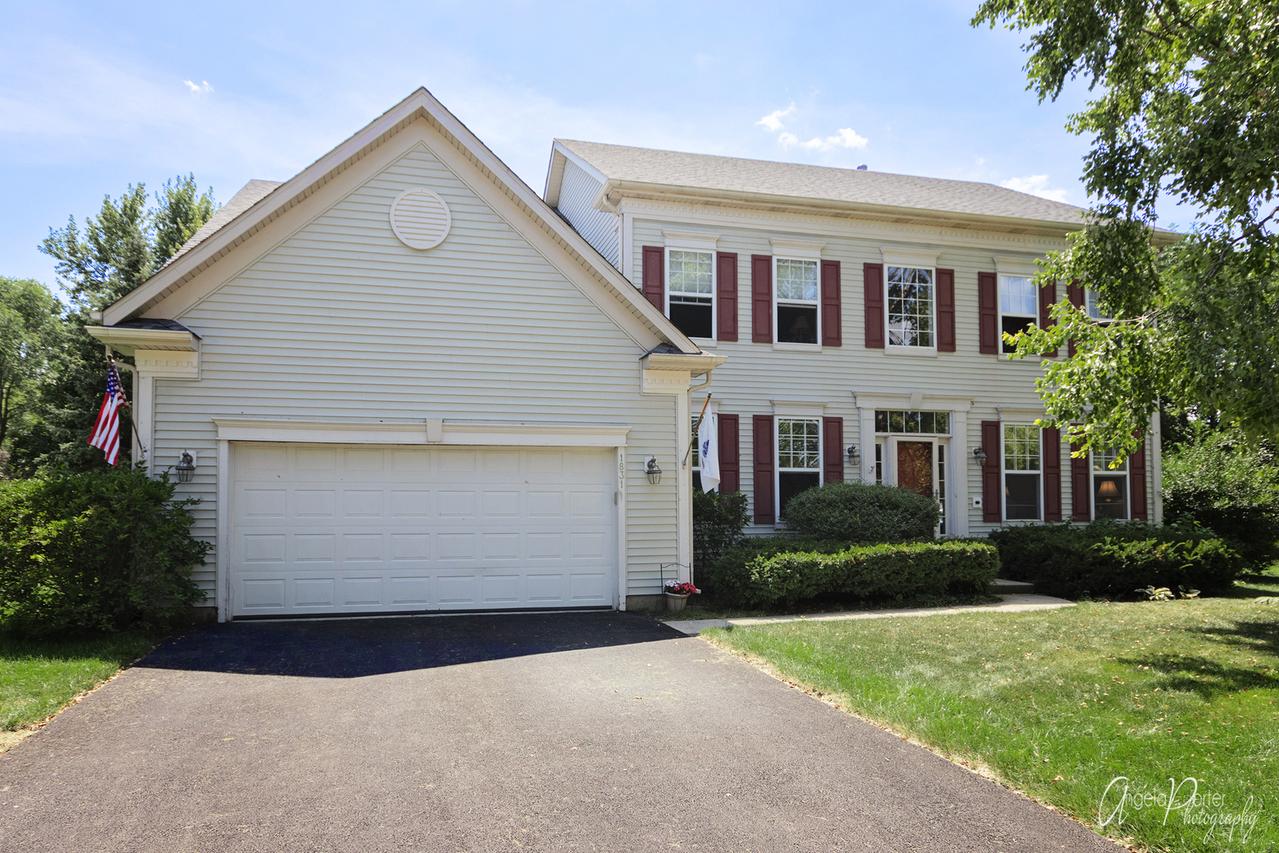 1831 Hartley Dr., Algonquin, IL 60102