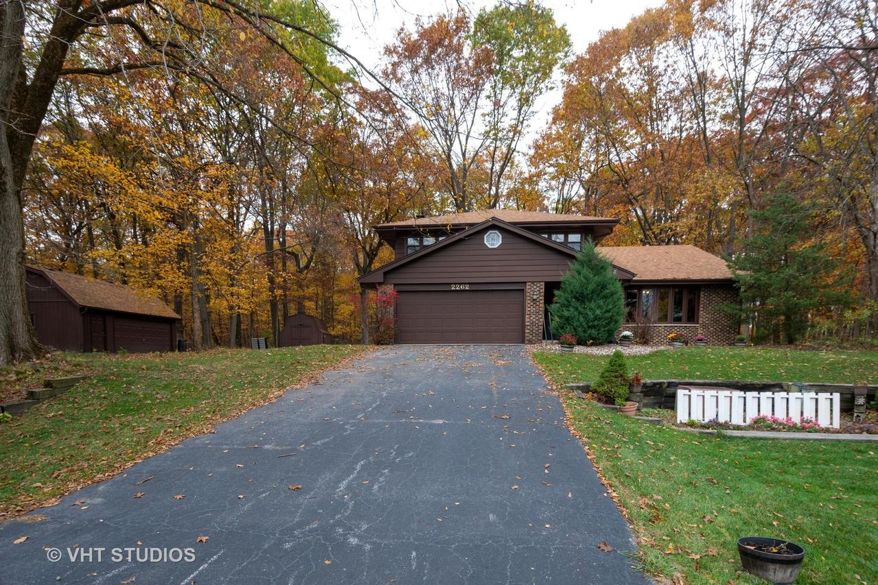 2262 E Gaisor Dr., Crete, IL 60417