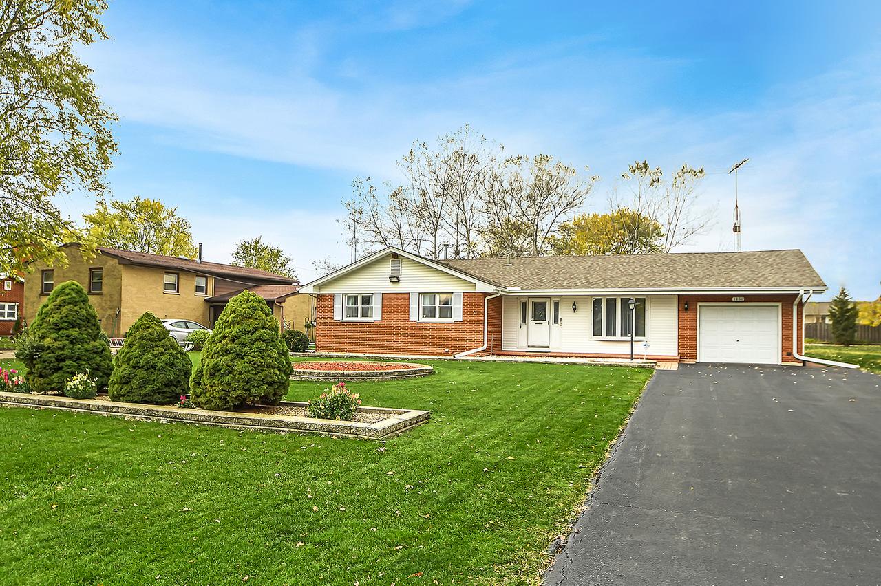 1150 Trask St., Aurora, IL 60505