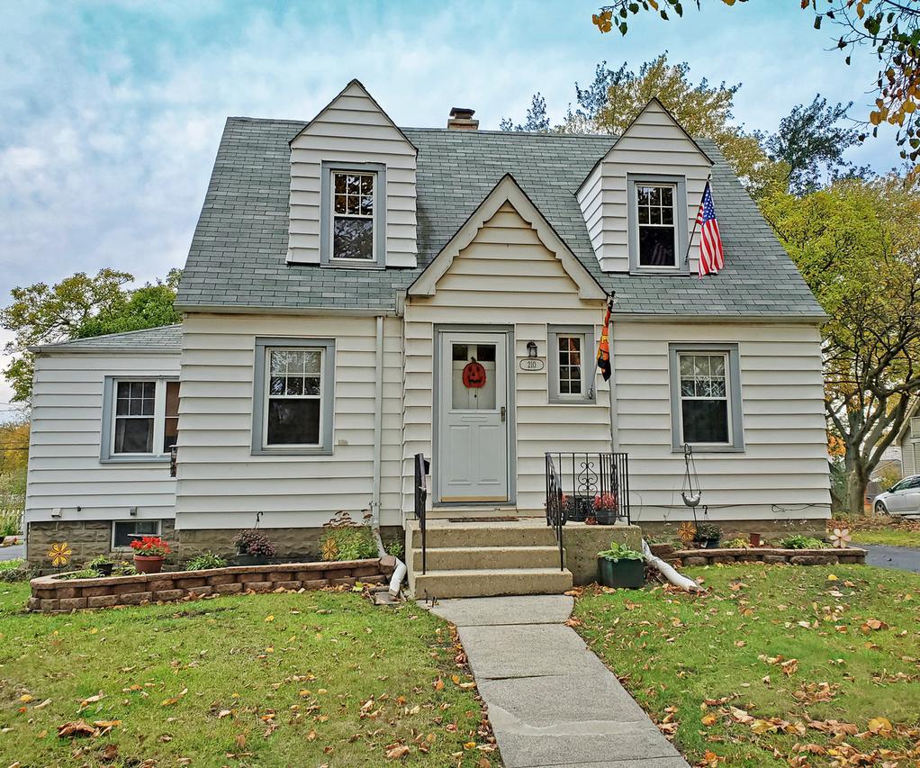 210 N Warwick Ave., Westmont, IL 60559
