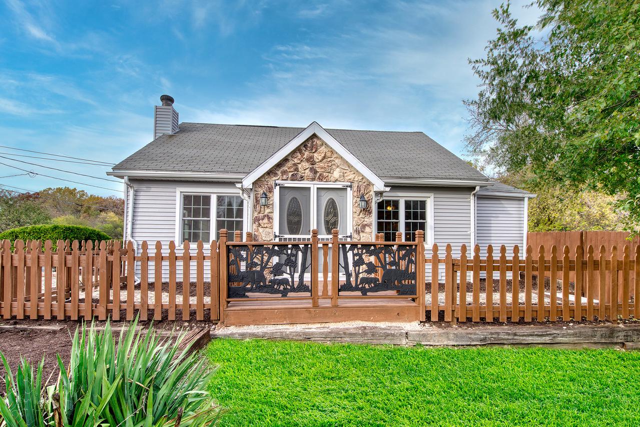 36955 N Northern Ave., Waukegan, IL 60087
