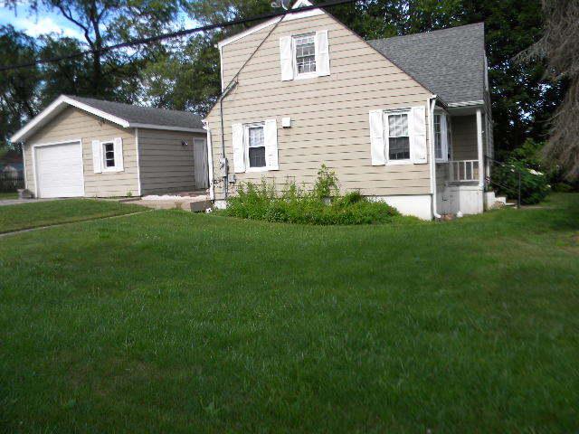 701 Mohawk Dr., Round Lake Heights, IL 60073