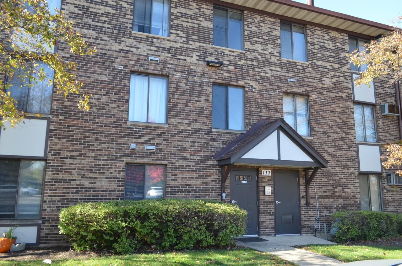 117 N Gregory St. #18, Aurora, IL 60504