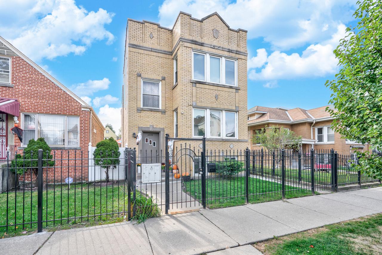 4839 W Medill Ave., Chicago, IL 60639