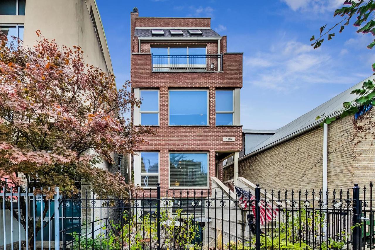 1306 N Greenview Ave. #3, Chicago, IL 60642