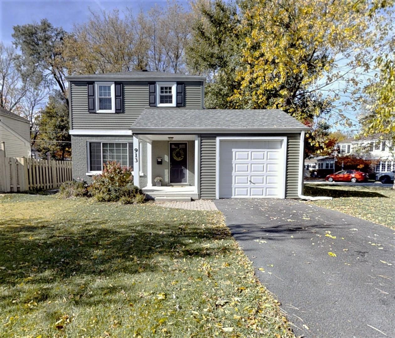 913 E Mayfair Rd., Arlington Heights, IL 60005