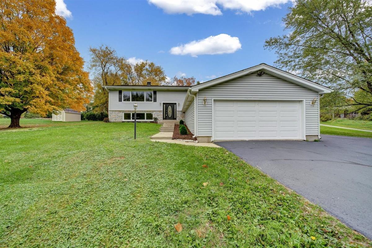 7N301 Stevens Rd., St. Charles, IL 60175