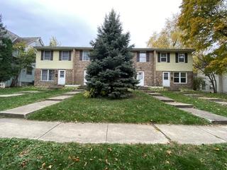 61 Gates St., Crystal Lake, IL 60014