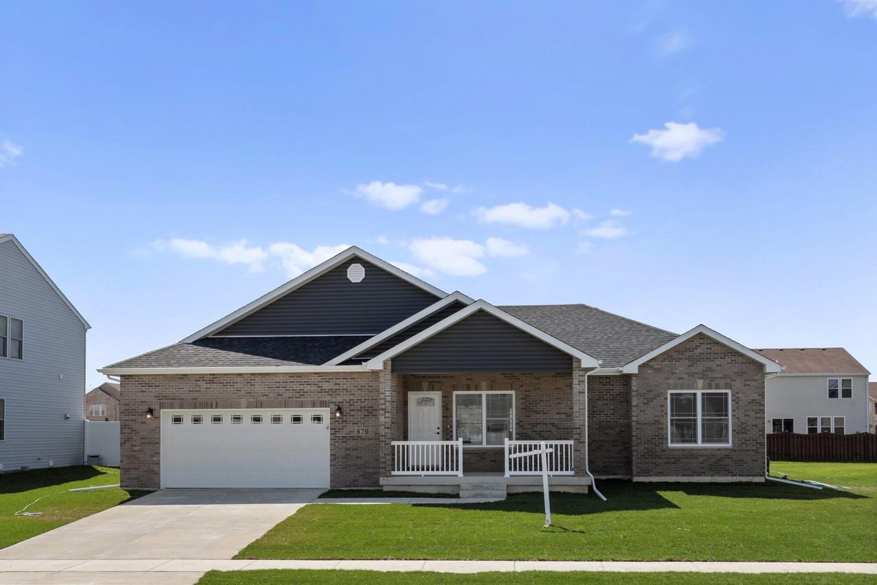 1995 Brookstone Dr., Bourbonnais, IL 60914