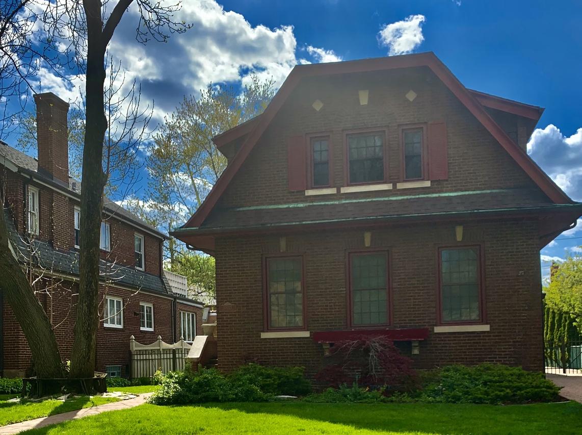 10022 S Seeley Ave., Chicago, IL 60643