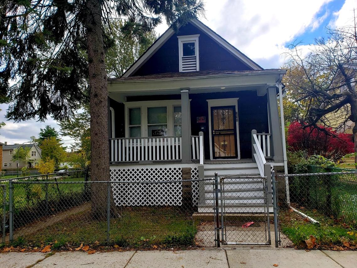 241 W 118th St., Chicago, IL 60628