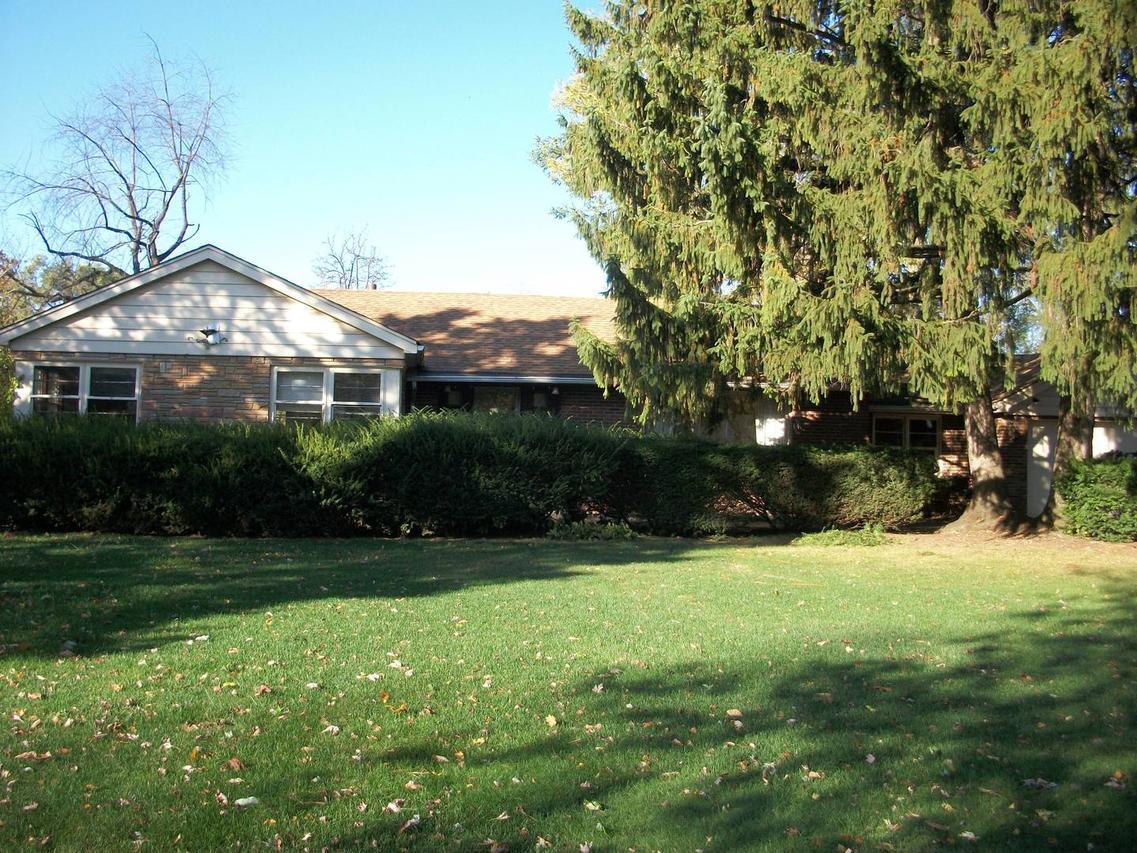14930 Springfield Ave., Midlothian, IL 60445
