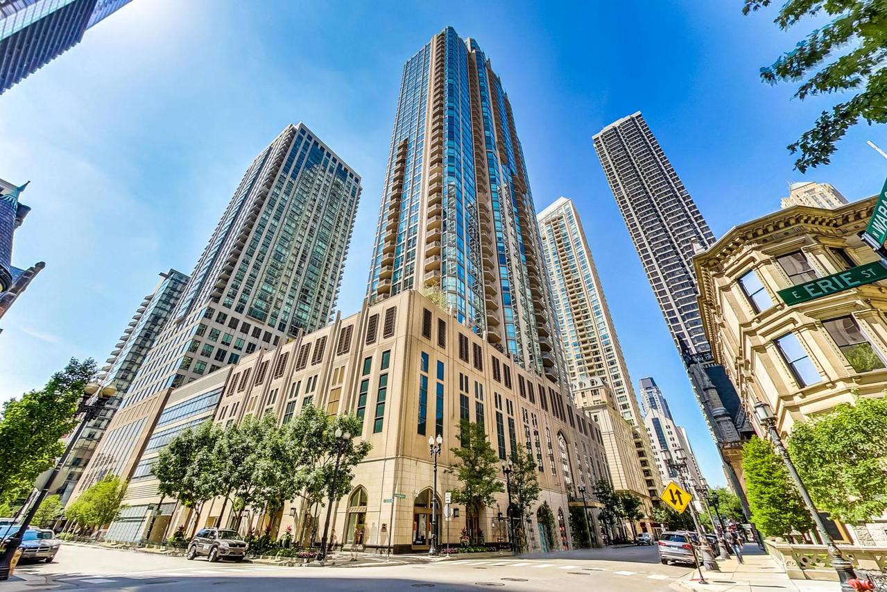21 E Huron St. #1706, Chicago, IL 60611