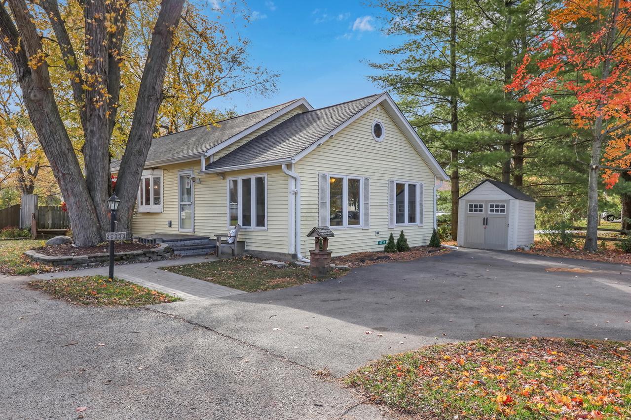25033 W Claridan Ave., Antioch, IL 60002