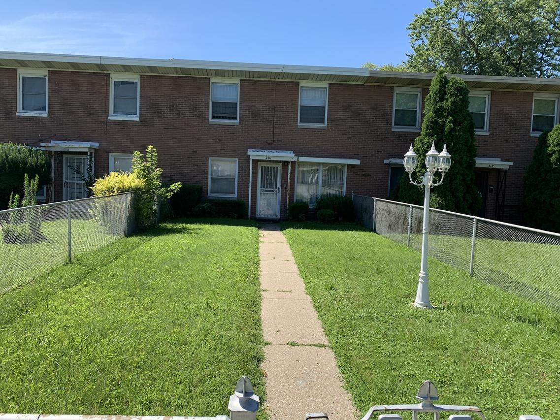 256 W 46th Pl., Chicago, IL 60609