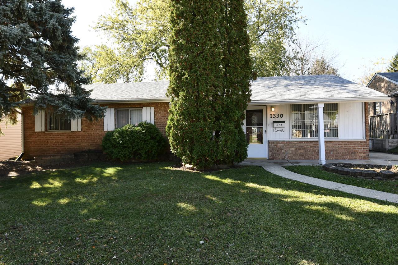 1330 Glen Hill Dr., Glendale Heights, IL 60139