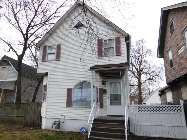 15840 Park Ave., Harvey, IL 60426