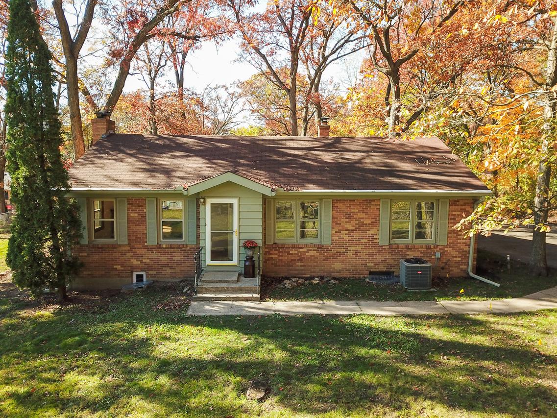 704 Coolidge Pl., Rockford, IL 61107
