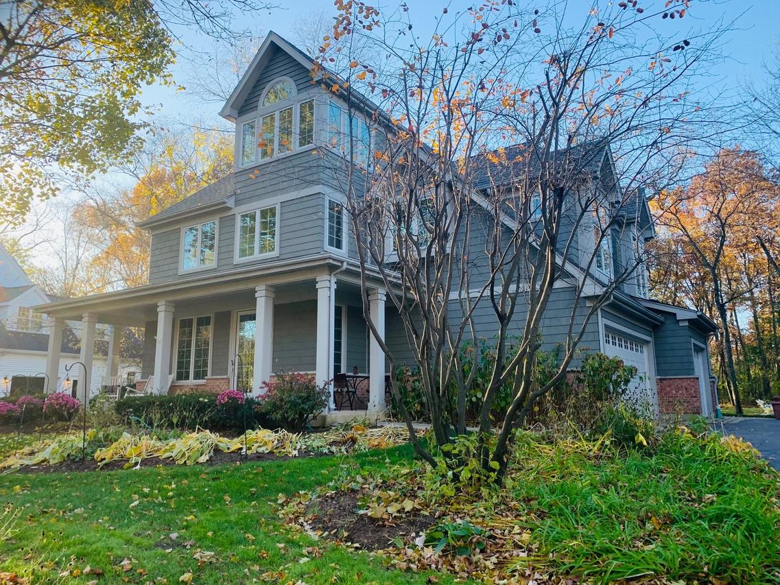 7549 Bittersweet Dr., Gurnee, IL 60031
