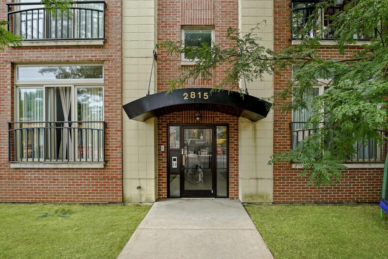 2815 W Howard St. #3E, Chicago, IL 60645